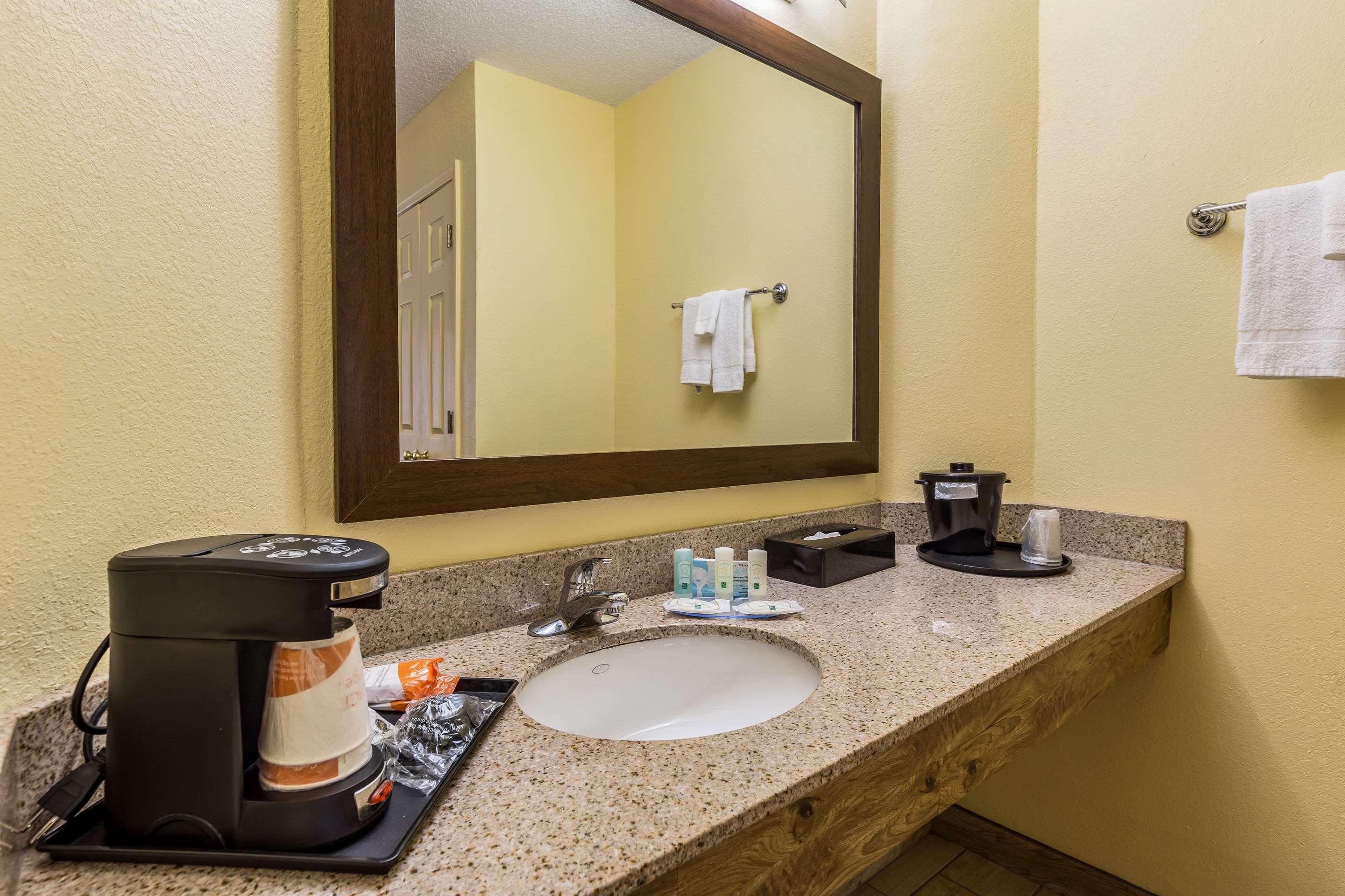 Quality Inn Clemson Near University Андерсон Экстерьер фото